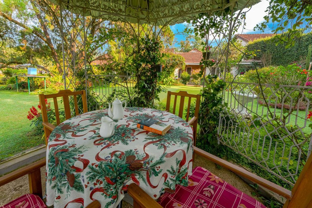 Belvilla The School Estate- Luxury Heritage Home In 200 Acres Madikeri Bagian luar foto
